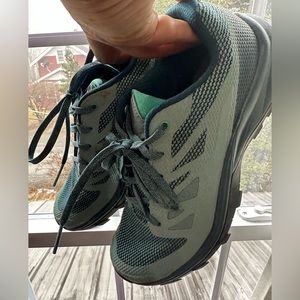 Salomon blue women hiking shoes size 7 and worn once